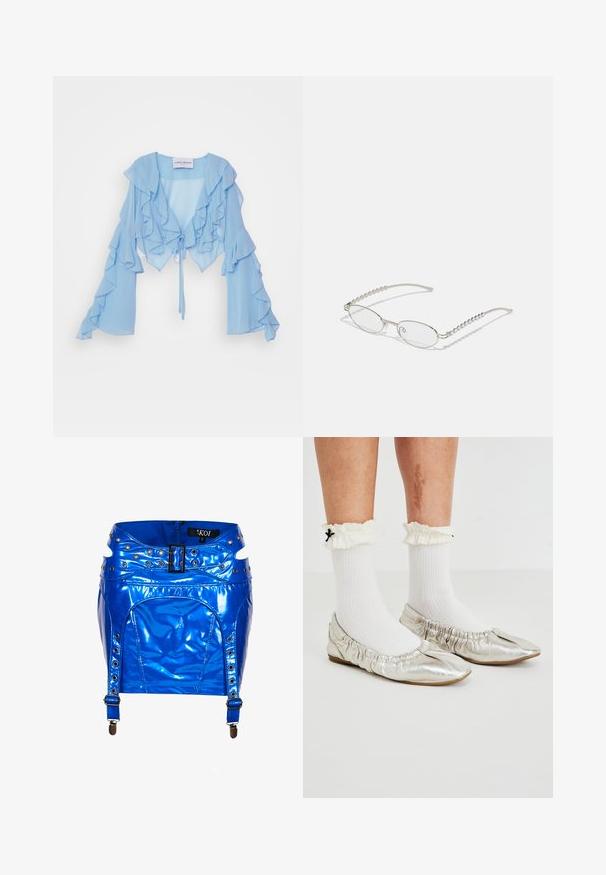 Lysblå kort blouse lavet af chiffon med bølgede detaljer langs fronten og ærmerne, med en snøre lukning i taljen.; Skinnende blå PVC-strømpebånd med sort spænde, flere øjer, justerbare stropper og lynlåslukning, størrelse small fra mærket KOI.; Metallic sølv balletflade med samlet kant, parret med hvid ribbet sokker med en rynket manchet og sort sløjfe-accent.; Ovale briller med en metallisk sølvramme, klare linser og strukturerede perleaccentede stænger. Letvægtsdesign med buede arme.