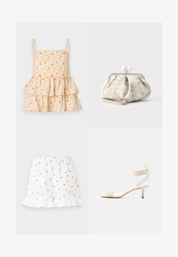 Helmstedt ELLIE - Blusa - cornflower; Shorts blancos con pequeños estampados de fresas rojas por toda la prenda, con un dobladillo con volantes y cintura elástica para mayor comodidad. Hechos de una tela ligera.; Sandalia de tacón bajo color crema con lazos alrededor del tobillo y una amplia tira retorcida sobre los dedos, sobre un fondo blanco liso.; Pequeño bolso de mano beige con tela texturizada de lunares, marco plateado, cierre redondo blanco y correa para la muñeca desmontable sobre fondo liso.