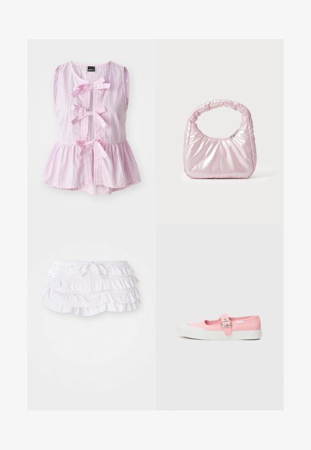 Top sin mangas a rayas rosas y blancas con un dobladillo de peplum, que presenta tres lazos frontales y un escote redondeado. Tejido ligero.; Falda de baño blanca con volantes y múltiples capas, que presenta una cintura con cordón para ajustar. Tela suave con una textura lisa.; Zapatilla de lona rosa con suela plana, que presenta una correa y hebilla en la parte media del pie. Suela de goma blanca con un diseño limpio y simple.; Bolso de mano acolchado en color rosa con un diseño redondeado, fabricado en material brillante. Presenta un asa fruncida y un cierre de cremallera para un acceso seguro.