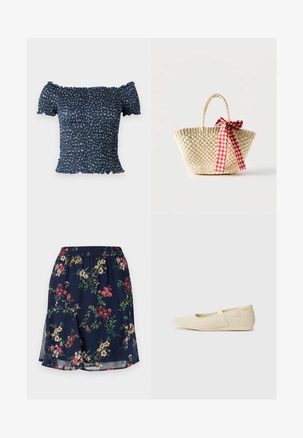 Navy-blaues schulterfreies Oberteil aus gerüschtem Stoff, das mit einem floralen Muster aus kleinen weißen und grünen Blumen verziert ist. Weicher Stoff, kurze Ärmel.; Blumiger Rock mit elastischem Bund, auf einem navyfarbenen Hintergrund, der mit roten, gelben und grünen Blumenmustern verziert ist. Leichter Stoff.; Beige Ballerinas aus glattem Leder mit mandelförmiger Zehenpartie und elastischem Riemen über dem Fußrücken, ausgestattet mit dezenten Nähtelementen.; Geflochtene Strohtasche mit geflochtenen Griffen und einer rot-weiß karierten Schleife, die an einer Seite gebunden ist.
