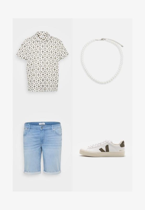 Kortærmet skjorte med knapper i hvidt stof med et geometrisk brunt mønster. Har en klassisk krave og en diskret struktur.; Lysblå denimshorts med en let falmet finish, opfoldede bukseben, fem-lommer design og en metalknaplukning.; Hvide læder sneakers med en lys beige gummisål. Har en brun ruskinds V-logo og hælflap. Snørret lukning med en struktureret overflade.; Hvid perlekæde med ensartet rund form, glat overflade og metalspænde med forlængerkæde for justerbar længde.