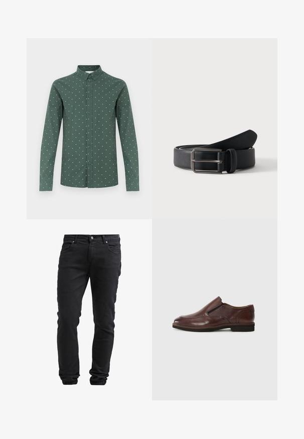 Chemise verte à manches longues avec un col boutonné, présentant un motif subtil de petits losanges bleu clair et un ourlet droit.; Jeans noirs ajustés avec fermeture à bouton et à glissière, cinq poches et poignets élastiques aux chevilles.; Chaussure marron en cuir à enfiler, avec un bout arrondi, des accents élastiques sur les côtés et une semelle en caoutchouc basse. Présente des détails de couture discrets le long du bord.; Ceinture en cuir noir roulée avec une boucle métallique argentée rectangulaire sur un fond clair uni.