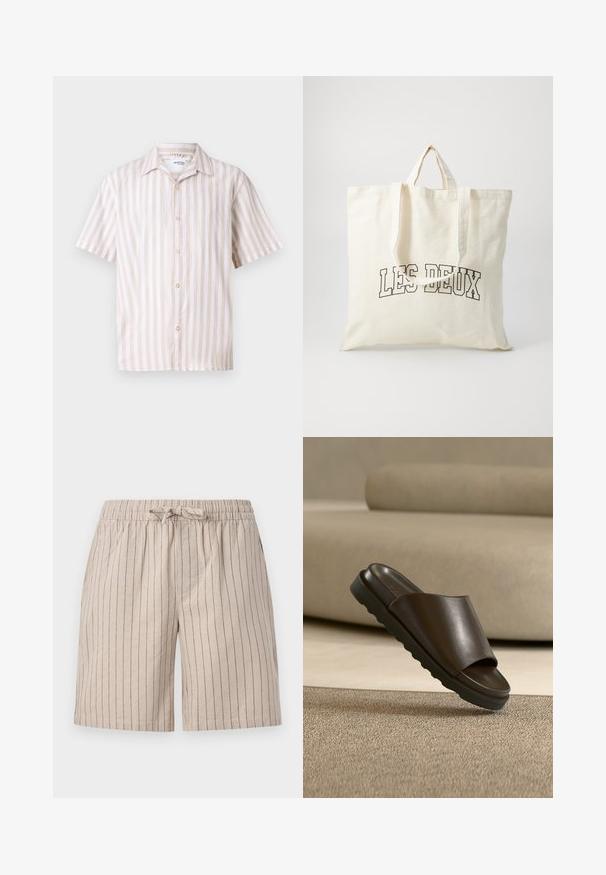 Linen košeľa s krátkym rukávom s vertikálnymi krémovými a béžovými prúžkami, klasickým golierom a predným zapínaním na gombíky s okrúhlymi zlatými gombíkmi.; Béžové pruhované šortky vyrobené z ľahkej látky. Majú elastický pás s šnúrkou a bočné vrecká. Vertikálne pruhy ako detail.; Tmavohnedá kožená šľapka s hrubou podrážkou na béžovom koberci pred zakrivenou béžovou pohovkou.; Bavlnená taška v off-white farbe s krátkymi rúčkami a potlačeným textom "LES DEUX" v tučných čiernych písmenách. Odolný, jednoduchý dizajn.