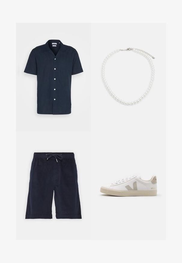Kurzärmliges Marineblaues Hemd mit Knöpfen aus leichtem Stoff, mit Kragen, sechs weißen Knöpfen und einem entspannten Schnitt.; Marineblaue Cordshorts mit elastischem Bund, Kordelzugverschluss und Seitentaschen. Strukturiertes Gewebe mit einem dezenten Rippmuster.; Weiße Ledersneaker mit beigen Akzenten, flacher Gummisohle, runder Zehenpartie und kontrastierendem Logo an der Seite und Rückseite. Mit Schnürdesign.; Weiße Perlenkette mit einheitlich runder Form, glatter Oberfläche und Metallverschluss mit Verlängerungskette für anpassbare Länge.