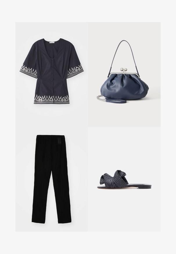 Navyblauwe blouse met een V-hals, korte mouwen en witte bloemenborduursel langs de zoom en mouwen. Voorzien van knoopsluiting.; Zwarte plissé broek gemaakt van lichtgewicht stof, met een elastische tailleband en een recht model. Gladde textuur, geen zichtbare patronen.; Zwarte platte slipper met een gevlochten riem die over de bovenkant loopt en een open-teen ontwerp op een witte achtergrond.; Zachte navyblauwe leren handtas met zilveren sluiting, enkele schouderband en afneembare ketting polsband op witte achtergrond.