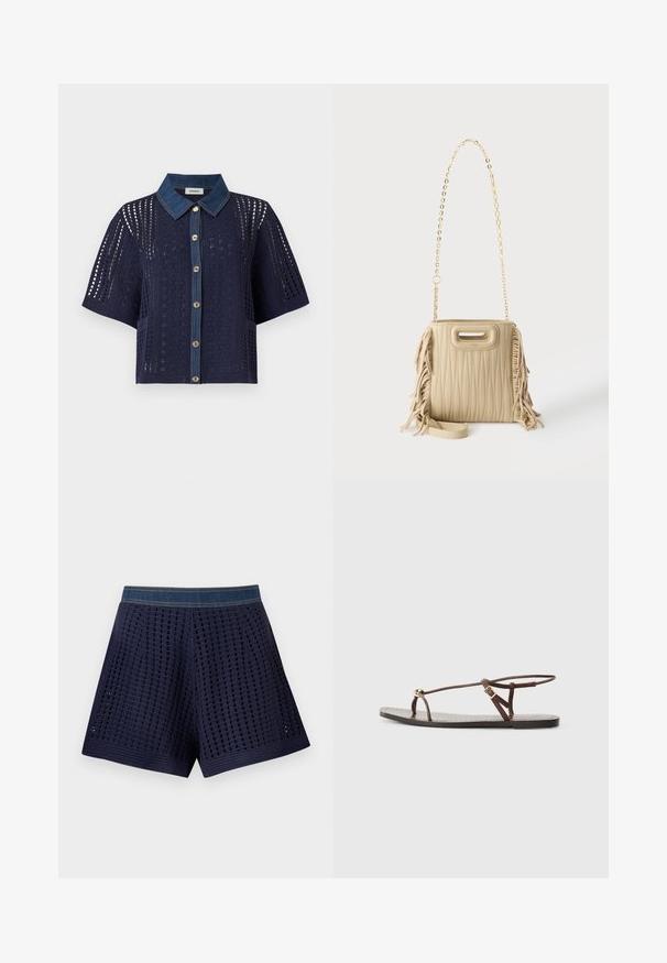 Cardigan en crochet bleu marine à manches courtes avec col en denim et boutonnage devant, présentant des motifs ajourés floraux et géométriques.; Shorts en crochet bleu marine avec une ceinture en jean et un motif à grille ouverte, disposés à plat sur un fond blanc.; Sandale en cuir marron avec des fines lanières, un accent circulaire doré et une semelle plate. Design minimaliste avec un détail de boucle réglable.; Sac à main matelassé beige avec des détails à franges sur les côtés, une bandoulière chaîne dorée et une petite ouverture sur la poignée supérieure.