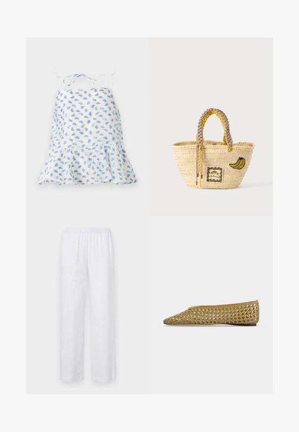 Vestido blanco sin mangas con estampado floral en azul y verde. Cuenta con un dobladillo con volantes y tirantes ajustables. Tejido ligero, textura delicada.; ASPESI PANTALONE - Pantalones - white; Zapato plano dorado tejido tipo slip-on con punta puntiaguda y tacón pequeño, mostrado en perfil lateral sobre fondo blanco.; Bolso tote de paja tejido con asas trenzadas amarillas y beige, decorado con un parche de plátano y un pequeño diseño de pez enmarcado en la parte delantera.
