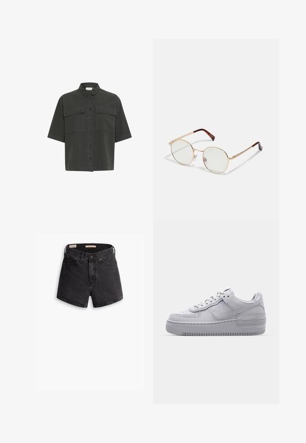 Chemise à manches courtes de couleur vert foncé avec un devant à boutons, deux poches poitrine et un col classique. Fabriquée en tissu léger avec une texture lisse.; Shorts en denim noir taille haute, avec une fermeture à bouton sur le devant, quatre poches et une finition légèrement déchirée.; Basket en cuir lisse gris Nike Air Force 1 avec un bout perforé, une semelle épaisse et un détail 'AIR' en relief sur le talon.; Lunettes ovales en métal doré avec des verres transparents. Accents écaille sur les branches. Plaquettes de nez réglables pour le confort.