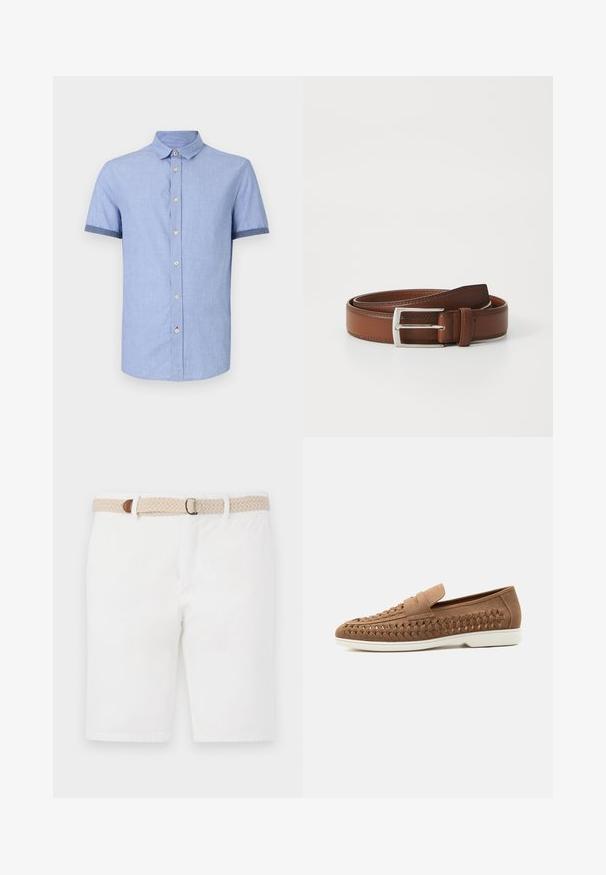 Chemise bleu clair à manches courtes avec un col boutonné, dotée de boutons marron clair et d'une finition contrastante bleu foncé sur les manches.; Shorts en coton blancs avec une ceinture tissée beige accentuée de marron. Les shorts ont un design épuré et une texture lisse.; Mocassin en daim marron avec détails tissés sur le côté et semelle en caoutchouc blanche, présenté de profil sur un fond gris clair.; Ceinture en cuir brun au fini lisse, avec une boucle en métal argenté et une couture subtile le long des bords. Design classique et durable.