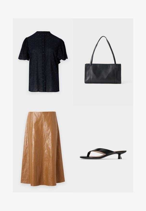 Marineblauwe blouse met korte mouwen, met opgeblazen mouwen, ronde halslijn, knoopsluiting aan de voorkant en een textuurpatroon met kleine geborduurde accenten.; Bruine leren midi-rok met een gladde, glanzende textuur, met verticale naden en een uitlopend ontwerp dat net onder de knie eindigt.; Zwarte leren teenslipper met lage kittenhak en licht vierkante neus op een effen lichtgrijze achtergrond.; Zwarte rechthoekige lederen handtas met twee dunne schouderbandjes tegen een effen lichte achtergrond.