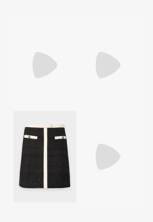 Zwart-witte gestreepte tanktop met een aansluitend ontwerp, geribbelde textuur en een klein geborduurd embleem aan de voorkant.; Zwarte mini-rok met structuur, voorzien van een witte verticale streep en voorzakken met witte biezen en knopen, en een witte tailleband.; Zwarte leren enkelboot met een spitse neus, platte hak en decoratieve metalen gesp aan de zijkant. Glad oppervlak en minimalistisch ontwerp.; Bruine kattenoog-zonnebril met gradientlenzen en dikke glanzende monturen, schuin geplaatst om zowel de lenzen als de pootjes te tonen.