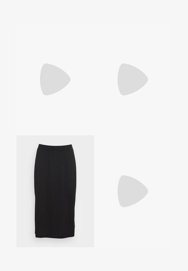 Top de manga larga negro con cuello alto, con hombros fruncidos y mangas ajustadas. Fabricado en un material suave y elástico.; Falda negra hasta la rodilla, hecha de un tejido suave y elástico. Cuenta con una cinturilla elástica y una silueta simple y recta sin bolsillos.; Botín negro de tobillo hecho de material brillante, con punta cuadrada y tacón cónico, contra un fondo plateado brillante con almohadillado.; Pendientes de aro retorcidos en oro con una superficie lisa, que cuentan con un respaldo transparente y herrajes en tono dorado.