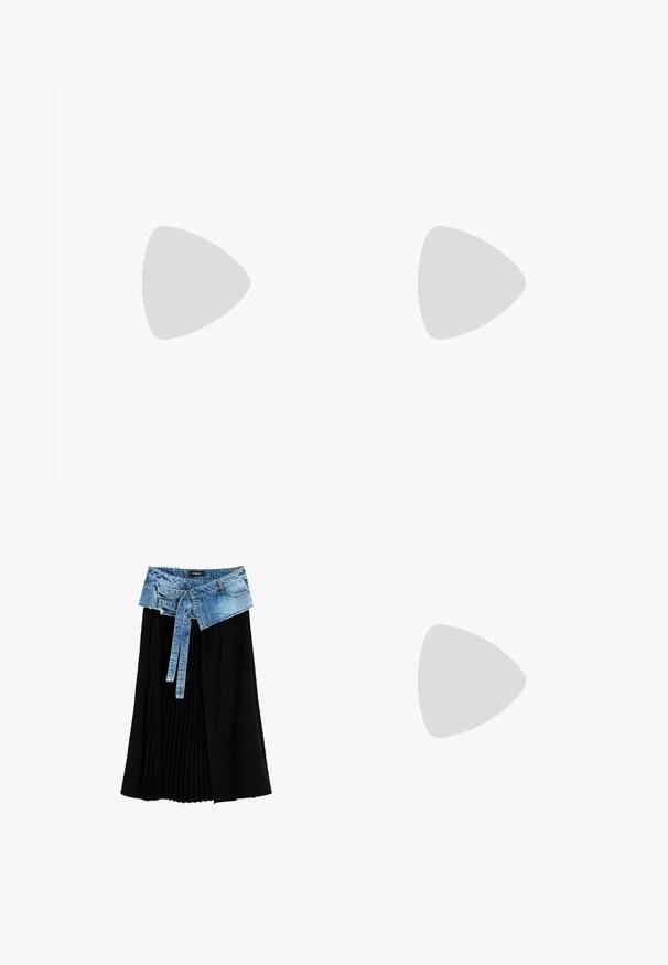 Rode off-shoulder top gemaakt van ribbelstof, met korte mouwen en een getailleerd ontwerp. Gladde textuur, effen kleur zonder patronen.; Zwarte geplooide midi-rok met vastgemaakte blauwe denim tailleband, vooraan gestrikt, met rafelige randen en voorzakken.; Witte lage sneaker met geperforeerde neus, Nike-logo en decoratieve witte bloemmotieven op de hiel en zijkant.; Zwarte, hoekige zonnebril met grijze lenzen; gemaakt van plastic, met dikke armen met een gladde oppervlakte en zonder zichtbare hardware.