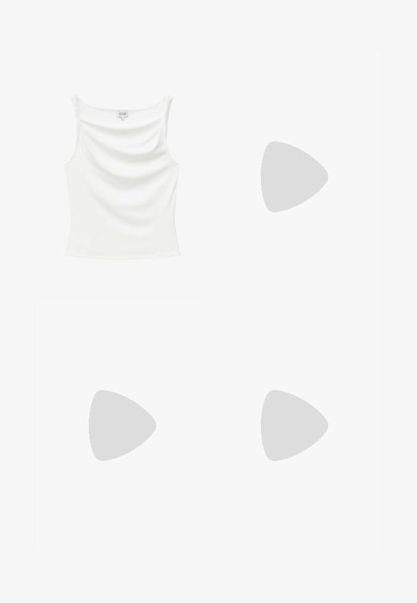 Débardeur blanc sans manches avec un léger décolleté drapé, en tissu lisse, présenté sur un fond uni.; Jupe midi beige en A avec coutures visibles et taille ajustée, réalisée en matériau lisse imitation cuir.; Chaussure plate beige à bout pointu avec bride arrière, petit talon noir et finition en cuir lisse, vue de côté sur un fond uni.; Sac à main rectangulaire de couleur crème avec une seule sangle et une fermeture éclair sur le dessus, comportant une petite plaque de logo embossé à l'avant.