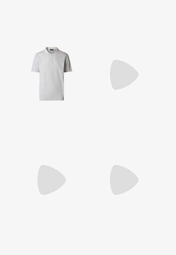 Camiseta polo blanca de manga corta con tres botones y cuello, mostrada sobre un fondo blanco liso.; Pantalones cortos de algodón en amarillo pálido con un patrón floral. Cuenta con cierre de botón, bolsillos frontales y un corte recto con bordes doblados.; Zapatilla blanca de corte bajo con diseño de cordones, detalles mínimos de costuras y suela color crema sobre un fondo gris claro.; Bolso bandolera negro con textura, con correa ajustable, bolsillo frontal con cremallera y logo grabado cerca de la cremallera superior.