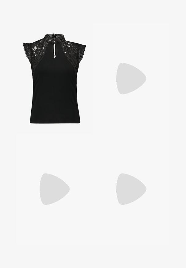 Top noir avec des accents en dentelle sur les épaules et le décolleté, une ouverture en forme de trou de serrure à l'avant, sans manches et en tissu texturé.; Pantalon noir en tissu tissé, avec une coupe droite, un devant plat et des bas de jambes avec revers pour un look épuré.; Steve Madden MILANO - Sandales à talons hauts - black; Boucles d'oreilles en argent, de forme circulaire, avec une texture lisse et brillante, et une largeur constante. Design minimaliste sans accents supplémentaires.