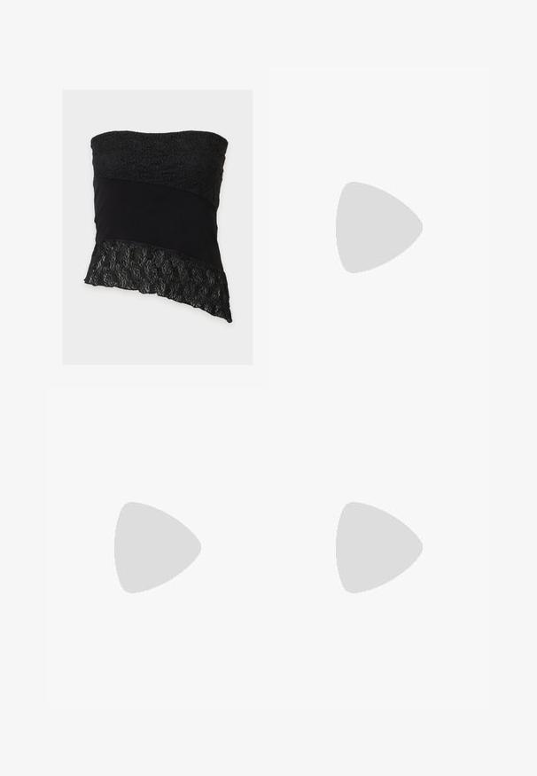 Sort stropløs top med blonde tekstur på øvre og nedre dele samt en glat stofbånd på midten.; Lagd af lagdelt sort tyl, denne nederdel har en elastisk talje og et kaskade-design med varierende længder og let glitrende accenter.; Sort laklæder slingback sko med spids tå og lav vinklet blokhæl på ensartet lys baggrund.; Lille sort blank håndtaske med to lange håndtag og snøre-detaljer i siden på en ensfarvet lys baggrund.