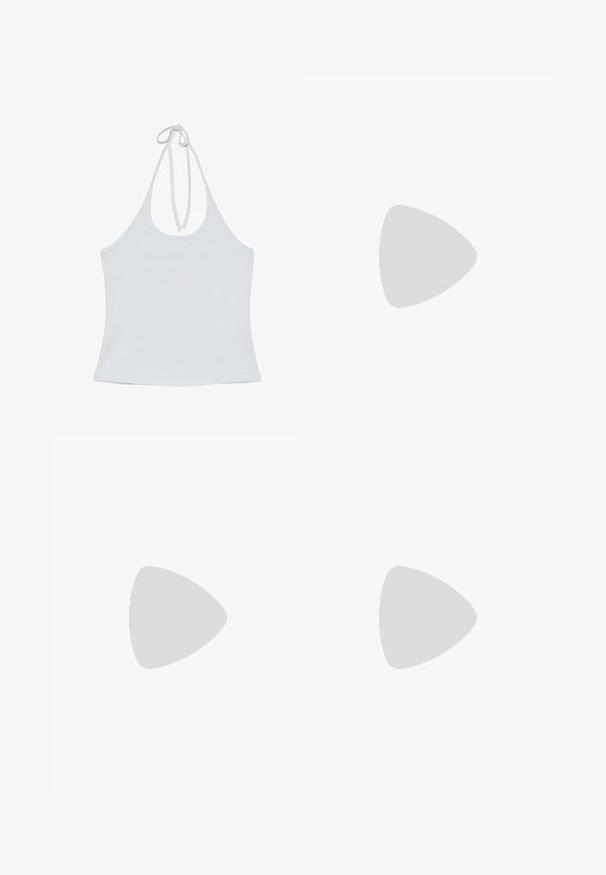 Top blanc sans manches à col halter avec fermeture par lien dans le dos, tissu lisse et design simple.; Jean blanc taille haute à jambes larges avec fermeture à boutons et zip, poches avant et arrière, et détails en rivets argentés.; Sandales à plateforme marron en matériau en caoutchouc, présentant un design à sangles croisées, un bout ouvert et une semelle texturée pour une meilleure adhérence. Logo sur le côté.; Lunettes de soleil en écaille de tortue avec des verres rectangulaires, monture épaisse et verres teintés foncés. Texture lisse et design minimaliste.