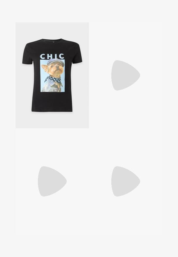 T-shirt noir avec une photo d'un petit chien portant une veste en jean, une écharpe à pois et une casquette, avec le mot "CHIC" au-dessus de l'image.; Jupe évasée en simili cuir noire avec des surpiqûres et une taille ajustée sur un fond clair.; Bottes en cuir noires arrivant au genou, avec un bout carré, un large talon et une sangle décorative avec des accents métalliques autour de la cheville. Texture lisse.; Sac à main bordeaux en matériau brillant, de forme rectangulaire, avec deux anses et des accents légèrement courbés à l'avant.