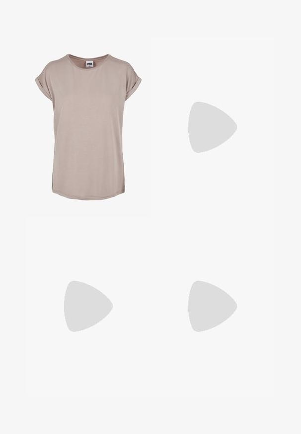 Camiseta de color beige pálido hecha de tejido suave, con cuello redondo y mangas cortas enrolladas, con aberturas laterales y un ajuste relajado.; Pantalones beige con cintura elástica, dos bolsillos frontales, diseño de pierna entallada y textura suave. Adecuados para un uso casual o relajado.; Zapatilla Converse Chuck Taylor All Star blanca de caña alta con rayas negras y parche de logo en el lateral, mostrada sobre un fondo blanco liso.; Pendientes de aro plateados con un diseño delgado y suave; forma ovalada alargada; acabado pulido; presentan un cierre de gancho seguro.