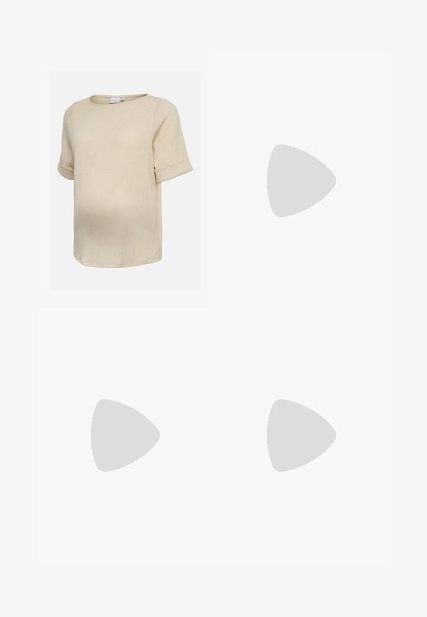 Beige kortærmet bluse med tekstur, rund halsudskæring og manchetærmer vist på hvid baggrund.; Grønne ribstrikkede bukser med et vidde ben-design, der har vertikal tekstur og en behagelig elastisk talje.; Æblegrøn ruskind Mary Jane flad sko med sølvspænde og rundet tå, vist på en hvid baggrund.; Brun lakeret håndtaske med rektangulær form, to lange håndtag og subtile buede detaljer på fronten.