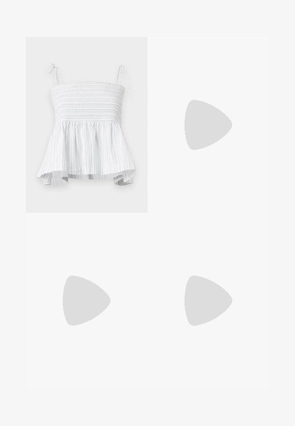 Top blanco sin mangas con corsé fruncido y dobladillo acampanado. Presenta rayas verticales en gris claro y tirantes ajustables para un ajuste seguro.; Falda blanca de algodón con un diseño de volantes en capas y bordado de ojales en el dobladillo. Textura suave, por encima de la rodilla.; Chancla negra con suela de goma, que presenta un diseño de sola tira con tres ranuras horizontales. Textura plana y suave sin patrones adicionales.; Bolso de tela negro con forma redondeada, adornado con tachuelas metálicas circulares plateadas dispuestas en un patrón, y un detalle de tela atado.