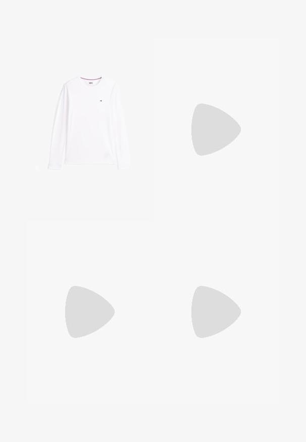 Weißes Langarm-T-Shirt aus Baumwolle mit Rundhalsausschnitt und einem kleinen Logodetail auf der linken Brustseite.; Braune gerade geschnittene Hose mit vorderen Falten, Seitentaschen, Gürtelschlaufen und einem markierten Knopfverschluss an der Taille.; Dunkelbraune Lederloafers mit abgerundeter Spitze, erhobenem Steppdetail und leichtem Absatz. Glatte Textur und klassisches Design.; Brauner Ledergürtel mit silberner Metallschnalle und zwei Gürtelschlaufen, auf weißem Hintergrund aufgerollt dargestellt.