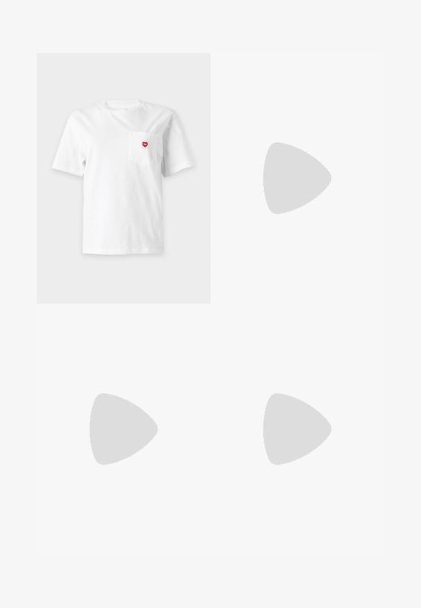 Weißes T-Shirt mit kurzen Ärmeln und einer kleinen Brusttasche mit rotem herzförmigem Logo auf schlichtem hellem Hintergrund.; Rote Sportshorts mit elastischem Bund, ausgestattet mit weißen Seitenstreifen und einem gestickten Logo auf der unteren linken Seite. Glatte Textur.; Cremfarbene Ledersneaker mit drei dunklen Streifen, einer braunen Gummisohle und einer abgerundeten Zehenpartie. Hat eine faltbare Zunge, die mit "SAMBA" beschriftet ist.; Schwarze ovale Sonnenbrille mit schlanken Bügeln und rot getönten Gläsern, die auf einer weißen Oberfläche liegt.