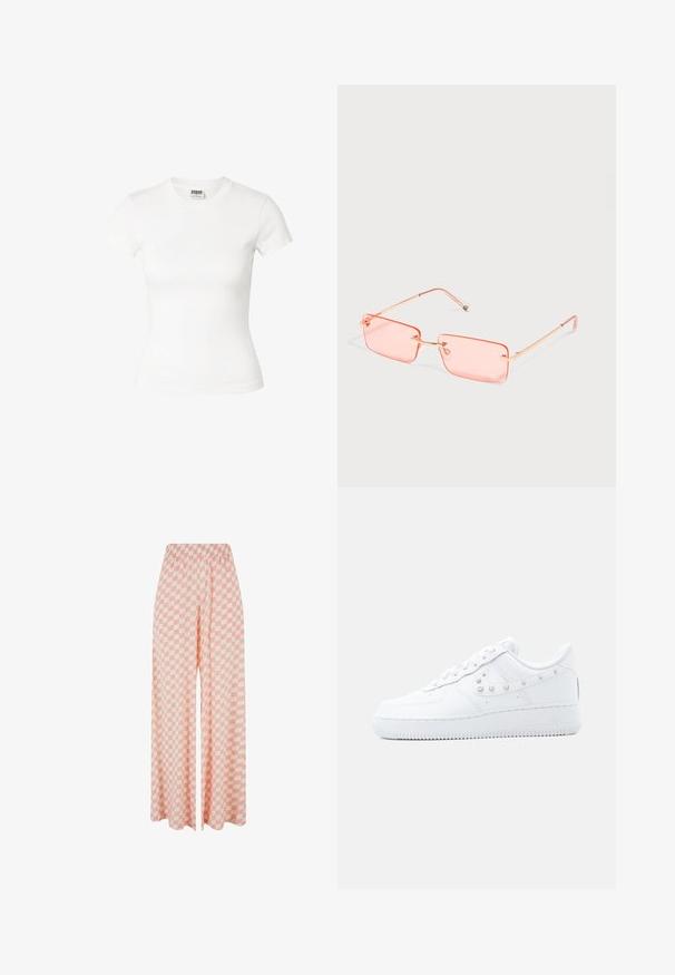 T-shirt blanc ajusté à manches courtes avec col rond et étiquette Urban Classics à l'intérieur du col.; Pantalon à jambes larges avec un motif à carreaux rose et blanc et une taille élastique, présenté sur un fond blanc uni.; Baskets blanches Nike Air Force 1 avec détail Swoosh clouté et semelle épaisse, présentées sur un fond uni gris clair.; Lunettes de soleil rectangulaires sans monture teintées rose avec des branches fines en métal doré et des plaquettes nasales réglables sur un fond clair uni.