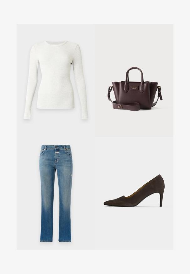 Langärmeliges, hellgraues geripptes Oberteil mit rundem Ausschnitt und figurbetonter Silhouette, aus weichem, dehnbarem Stoff. Ohne Muster oder Akzente.; Helleblaue, gerade geschnittene Jeans aus Denim. Mit einer mittelhohen Taille, Fronttaschen und leichten Used-Effekten auf dem Stoff.; Dunkelbrauner High Heel mit spitzer Kappe, glatter Oberfläche und schmalem Absatz auf einfarbig hellem Hintergrund.; Dunkelbraune Lederhandtasche mit doppelten Henkeln, verstellbarem Schulterriemen und goldener Logo-Plakette auf der Frontmitte.