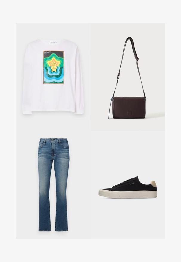 Weißes Langarm-T-Shirt mit einem bunten geometrischen Druck, der geschichtete Sternformen in Grün, Gelb und Blau zeigt, umrahmt von einem dunklen Rand.; Denim-Jeans mit weitem Bein in mittlerem Blau und verblasstem Finish, mit klassischem Fünf-Taschen-Design und Metallbeschlägen.; Schwarzer Low-Top-Sneaker mit beigem Fersenlasche, weißer dicker Gummisohle, schwarzen Schnürsenkeln und kleinem "PS Paul Smith"-Label an der Seite.; Dunkelbraune, strukturierte Leder-Crossbody-Tasche mit verstellbarem Riemen und kleinem dekorativen blauen Akzent an der Seite.