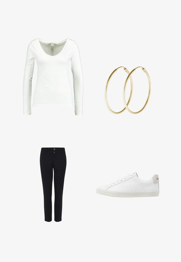 Haut à manches longues blanc avec un décolleté en V profond. Fabriqué en tissu doux, il présente une silhouette ajustée et une texture lisse. Sans motifs ni accents.; Pantalons noirs sur mesure en tissu mélangé coton, avec deux boutons à l'avant, une coupe droite et une texture lisse. Aucun motif visible.; Baskets en cuir blanc avec une semelle en caoutchouc texturée et blanc cassé. Les caractéristiques incluent des lacets, des coutures discrètes et un accent en daim gris au niveau du talon.; Boucles d'oreilles en or en forme de cerceau, présentant un design lisse et rond avec une finition brillante. Construction légère avec un fermoir sécurisé.