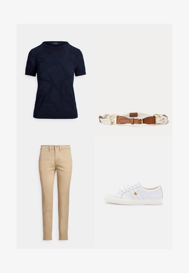 Marineblaues kurzärmeliges Strickoberteil mit strukturiertem abstraktem Muster. Verfügt über einen Rundhalsausschnitt und eine figurbetonte Silhouette. Hergestellt aus einem glatten Material.; Beige Chinos aus Baumwolle mit geradem Schnitt, ausgestattet mit Knopfverschluss, Vordertaschen und abgesteppten Details entlang der Nähte.; Lauren Ralph Lauren JANSON II ACTION LEATHER SNEAKER - Sneaker low - real white; Geflochtener weißer Seilgürtel mit beiger Lederschnalle und goldenen Metallringen auf einfachem hellem Hintergrund.