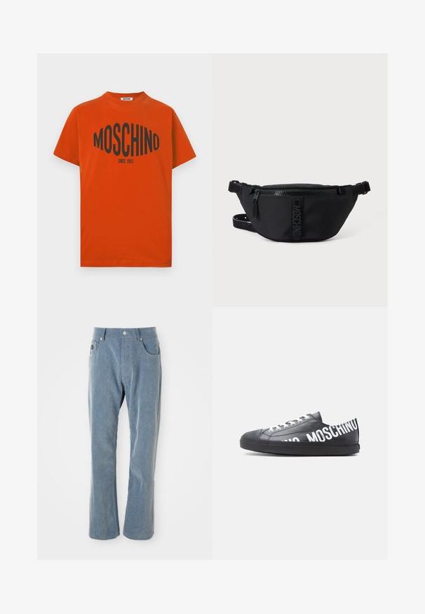 Červené bavlnené tričko s výrazným čiernym logom "MOSCHINO" a nápisom "SINCE 1983" cez hruď. Krátke rukávy a zaoblený výstrih.; Svetlomodré kordové nohavice s gombíkovým a zipsovým uzáverom, prednými vreckami a rovnými nohavicami na bielom pozadí.; Čierna nízka teniska s bielymi šnúrkami a nápisom „MOSCHINO“ vytlačeným veľkými bielymi písmenami po boku a na päte.; Čierna ľadvinka Moschino s predným zipsom a nastaviteľným remienkom na jednoduchom svetlom pozadí.