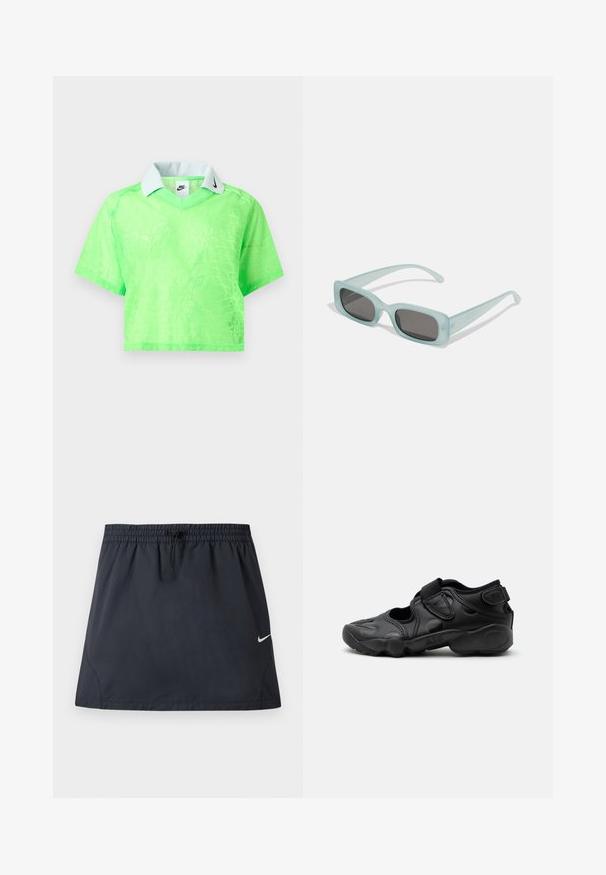 Nέον πράσινο crop top με κοντά μανίκια και διακριτικό μοτίβο, λευκό γιακά και μαύρο λογότυπο Nike Swoosh στον γιακά και στην ετικέτα εσωτερικά.; Μαύρη αθλητική φούστα με ελαστική μέση και ρυθμιζόμενο κορδόνι, με μικρό λευκό λογότυπο Nike Swoosh στη δεξιά πλευρά.; Μαύρο αθλητικό σανδάλι με κλειστή μύτη, λουριά με βέλκρο στη μέση του ποδιού και στη φτέρνα, και παχιά επενδεδυμένη σόλα με τη λέξη "AIR" στο πλάι.; Ενα ζευγάρι ορθογώνια γυαλιά ηλίου με ανοιχτό μπλε ημιδιαφανείς σκελετούς και σκούρους γκρι φακούς, διαθέτοντας ίσιες βραχίονες και ελάχιστες λεπτομέρειες υλικών.