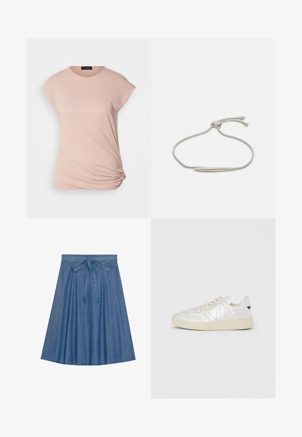 Camiseta corta rosa claro con mangas tipo capucha, hecha de material suave; presenta un detalle fruncido en el dobladillo.; Falda de mezclilla en un tono azul medio. Presenta una cintura fruncida con un detalle de lazo. Corte en A con una textura suave y un diseño de longitud hasta la rodilla.; Zapatilla con parte superior lisa de color plata metálico, suela beige claro y cordones crema. Presenta detalles perforados y una lengüeta trasera en contraste.; Pulsera de plata que presenta una barra de metal estilizada y una cadena ajustable, con una textura suave y pulida y un diseño minimalista.