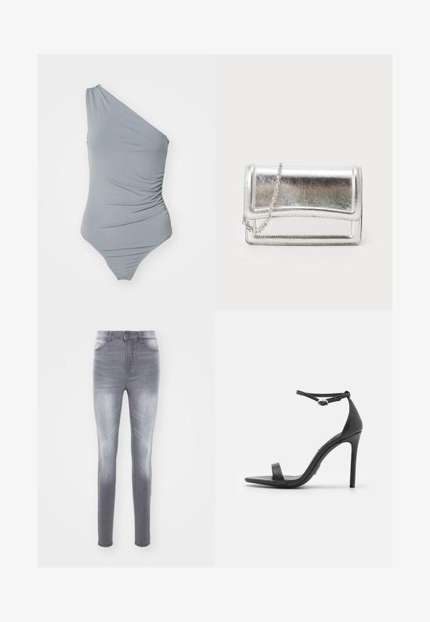 Én skulder grå badedragt med sammensamlet tekstur, glat stof og højskåret ben design. Enkel og minimal æstetik.; Slanke jeans i falmet grå denim, med høj talje, standard fem-lomme design og subtile slidmærker foran.; Sorte højhælede sandaler med åben tå, tynde stropper og spænde om anklen. Glat lædertekstur med spidse tådesign.; Sølvmetallic clutchtaske med en glat overflade, klaffelukning og kædestropp. Har et struktureret rektangulært design og syninger som detaljer.