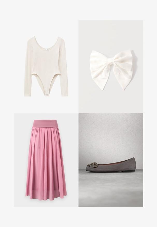 Langærmet bodysuit i blødt beige stof, med rundet halsudskæring, tætsiddende pasform og trykknapper i bunden.; Lang pink nederdel lavet af blødt stof med en bred, elastisk linning og plisseret design, der har en let og luftig tekstur.; Grå ruskind balletflade sko med en rundet tå, et knyttet reb-detalje og en subtil kontrastkant langs kanten. Flad, fleksibel sål.; Hårsløjfe af cremefarvet stof med en lille sølvfarvet kronevedhæng ved knuden, vist på en lysegrå baggrund.