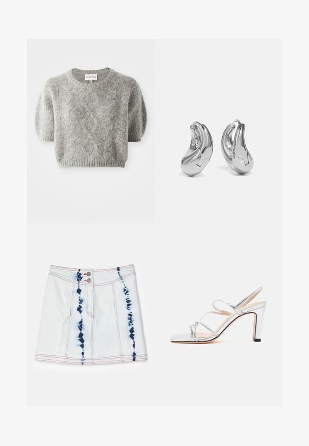 Grå kortærmet pullover sweater med kabelstrik mønster og ribbet kant. Fremstillet af et blødt, tekstureret materiale. Brandlabel synligt ved halsen.; Lys blå denim mini-nederdel med tie-dye mønstre i mørk blå. Har rød syning og to frontknapper. Kort længde med en tætsiddende pasform.; Sølv højhælet sandal med tre tynde remme og åben tå, vist fra siden på en ensfarvet hvid baggrund.; Sølvøreringe med en buet, blank finish og et sømløst design. Har en hængsellukning for sikker bæring.