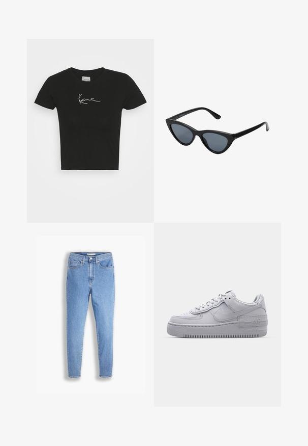 Schwarzes, kurzes T-Shirt aus Baumwolle, mit einem weißen, gestickten Signatur-Logo auf der Brust. Kurze Ärmel und rundes Halsausschnitt-Design.; Hellblaue, hoch-taillierte, schmale Jeans mit vorderen und hinteren Taschen, Knopfverschluss und Gürtelschlaufen auf weißem Hintergrund.; Graue Nike Air Force 1 Sneaker mit perforierter Zehenpartie, Obermaterial aus glattem Leder, dicker Sohle und geprägtem 'AIR'-Detail an der Ferse.; Schwarze Cat-Eye-Sonnenbrille mit dunkelgrauen Gläsern, schlankem Kunststoffrahmen, spitzen Ecken und geraden Bügeln. Keine sichtbaren Befestigungen oder Akzente.