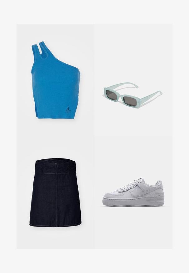 Débardeur bleu côtelé avec une conception à une épaule, deux bretelles et un petit logo noir en bas à droite.; Jupe en denim indigo foncé avec une taille élastique froncée, coupe droite et coutures contrastées le long de l'ourlet et des coutures.; Basket en cuir lisse gris Nike Air Force 1 avec un bout perforé, une semelle épaisse et un détail 'AIR' en relief sur le talon.; Une paire de lunettes de soleil rectangulaires avec des montures translucides bleu clair et des verres gris foncé, présentant des branches droites et des détails matériels minimaux.