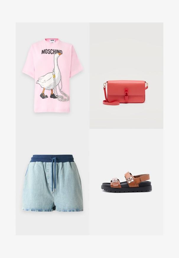 Pink kortærmet t-shirt med en grafik af en gås i sorte sko med en perlekæde, og teksten "MOSCHINO" ovenover.; Lyst blå denim shorts med en elastisk marineblå talje. Har en snøre med sølvmetal spidser og et afslappet pasform design.; Brun lædersandal med to justerbare remme med sølvspænder, sort tyk sål med dybt mønster og hælrem.; Coral pink lædertaske med flaplukning og matchende rem, sat mod en ensartet lys baggrund.