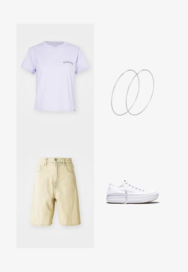 Lichtpaarse katoenen t-shirt met een ronde hals, korte mouwen en het woord "DICKIES" geborduurd in donkerpaars op de borst.; Lichtgele denim shorts met een hoge taille, voorzien van riemlussen, een sluiting met een knoop aan de voorkant en zijzakken. Glad textuur en rechte snit.; Witte lage canvas sneaker met dikke plateauzool, veters aan de voorkant en rubberen toeskap met structuur, zijaanzicht.; Zilveren hoepel oorbellen met een minimalistisch ontwerp. Cirkelvormig, gladde textuur en dun profiel. Lichtgewicht met een gepolijste afwerking.