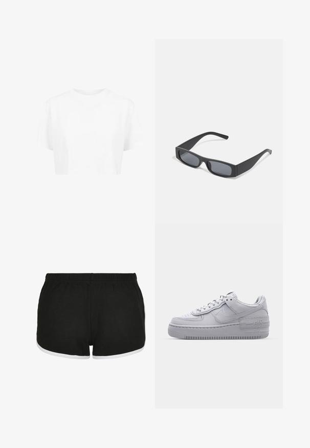 Witte cropped t-shirt, korte mouwen, ronde halslijn, gemaakt van gladde stof, zonder zichtbare patronen of opvallende hardware.; Zwarte sportshorts van een textuurstof, met een witte biezing langs de beenopeningen en een elastische tailleband voor comfort.; Grijze Nike Air Force 1 sneaker met geperforeerde neus, glad leren bovenwerk, dikke zool en verhoogde 'AIR' details op de hiel.; Zwarte rechthoekige zonnebril met donkere lenzen en dikke matte monturen. De zijstukken zijn licht taps toelopend met een gladde textuur.