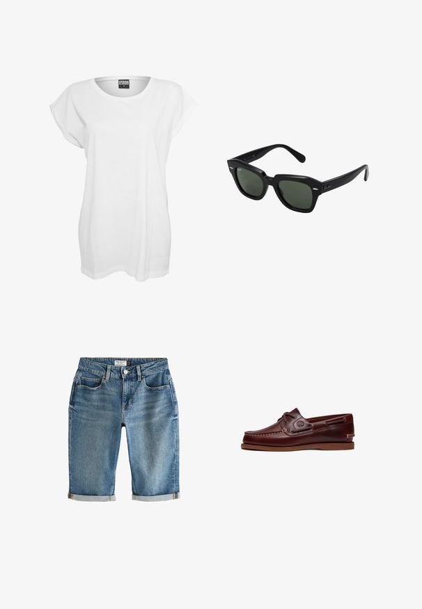 Weißes T-Shirt mit kurzen Ärmeln aus Baumwolle, das einen lässigen Schnitt, einen weiten Ausschnitt und ein minimalistisches Design ohne Muster oder Akzente aufweist.; Blaue Jeans-Shorts in knielanger Ausführung mit umgeschlagenem Saum, fünf Taschen und einem Metallknopfverschluss. Der Stoff hat ein leicht verblasstes Aussehen.; Brauner Leder-Bootsschuh mit Schnürsenkeln, Nahtdetails und Timberland-Logo an der Seite, auf weißem Hintergrund gezeigt.; Schwarze quadratische Sonnenbrillen mit dunkelgrünen Gläsern, ausgestattet mit markanten Rahmen und silbernen Akzenten an den Seiten. Hergestellt in Italien.