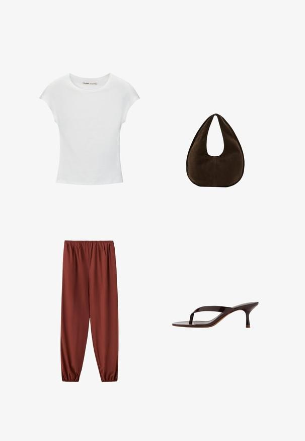 T-shirt en coton blanc avec manches courtes retroussées, encolure ronde et ourlet droit. Texture lisse sans motifs ni accents visibles.; Pantalon ample marron rouille avec taille élastique et bas resserrés élastiqués, présenté sur un fond blanc.; Sandale à talon en cuir verni noir avec bride entre les orteils et un talon petit kitten élancé de hauteur moyenne, vue de côté sur fond blanc.; Sac à main en daim marron foncé en forme de croissant avec une seule sangle large et une texture lisse sur fond blanc.
