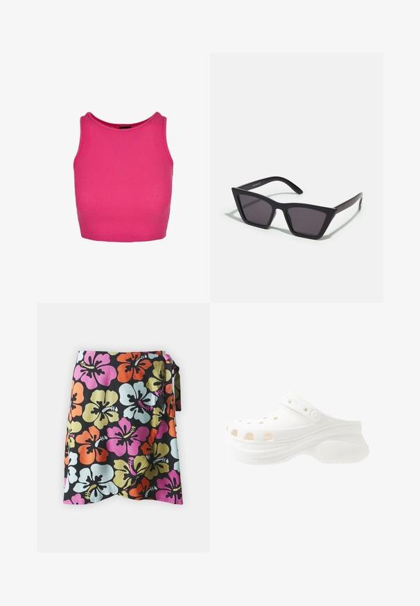 Top sans manches ajusté en tissu côtelé rose vif. Il présente un col rond et une coupe courte, avec des coutures lisses le long des bords.; Jupe portefeuille avec un fond noir et de grandes fleurs d'hibiscus en orange, rose, bleu clair et vert. Fabriquée en tissu léger.; Sabot blanc en mousse avec talon surélevé, trous ronds pour la ventilation, sangle arrière réglable et semelle texturée pour l'adhérence.; Lunettes noires angulaires avec des verres gris ; fabriquées en plastique, avec des branches épaisses à la surface lisse et sans matériel visible.