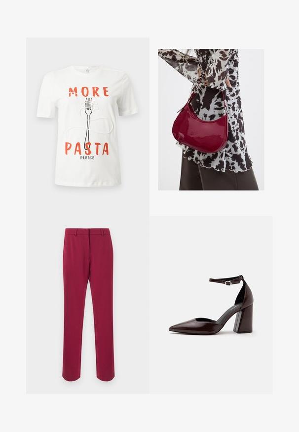 T-shirt blanc avec texte rouge "PLUS DE PÂTES SVP" et un graphique d'une fourchette noire enroulée de nouilles de pâtes blanches.; Pantalon bordeaux en tissu lisse avec une coupe droite, équipé d'une ceinture, de passants pour ceinture et de poches latérales. Aucun détail décoratif.; Chaussure à talon haut en cuir marron foncé à bout pointu, avec bride à la cheville et boucle argentée sur fond blanc.; Femme portant un chemisier à motif noir et blanc tenant un sac à main rouge brillant sur un fond uni.
