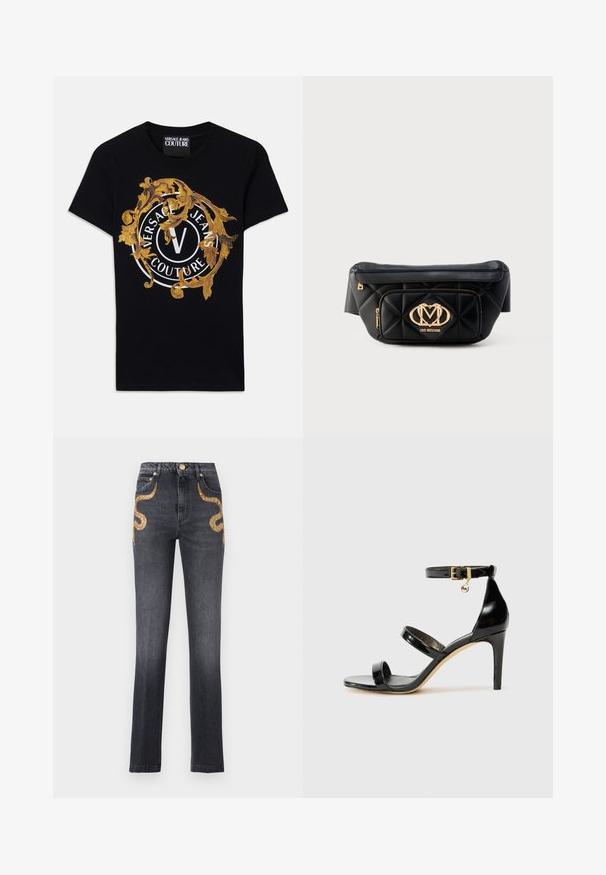 Čierne tričko s krátkym rukávom od Versace Jeans Couture so zlatým barokovým dizajnom a bielym kruhovým logom umiestneným v strede na prednej strane.; Čierne džínsy s vysokým pásom a rovnými nohavicami, s dizajnom zlatých hadích flitrov na predných vreckách a zlatým zapínaním na gombík.; Čierne lakované sandále s tromi pásikmi, spona na členku a 10 cm ihlovým podpätkom. Obsahujú zlaté detaily s hardwarem a logo prívesok.; Čierna prešívaná kožená ľadvinka s pozlátenou logovou platničkou Love Moschino a predným zipsovým vreckom na bielom pozadí.