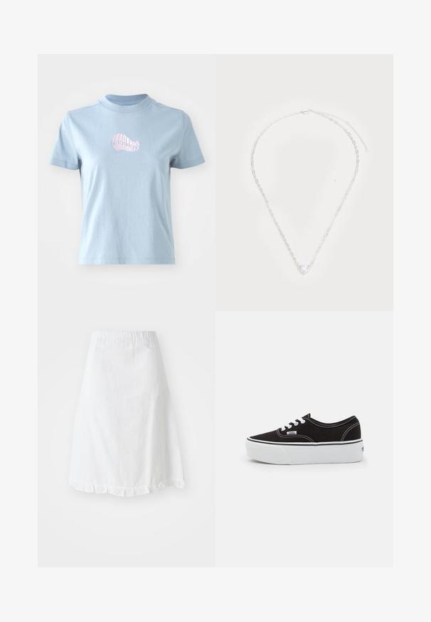 Lichtblauw katoenen T-shirt met korte mouwen en een hoge hals, met een klein roze geborduurd schelpdierontwerp aan de voorkant.; Witte rok met een elastische tailleband, met een gestructureerd patroon en een volantszoom aan de onderkant. Eenvoudig A-lijn ontwerp.; Zwarte canvas sneaker met een witte rubberen platformzool, voorzien van witte veters en stiksels, iconische branding op de zijkant, low-top ontwerp.; Zilveren ketting met een hartvormige heldere edelsteen in het midden, met ovale schakels en een veilige karabijnsluiting.